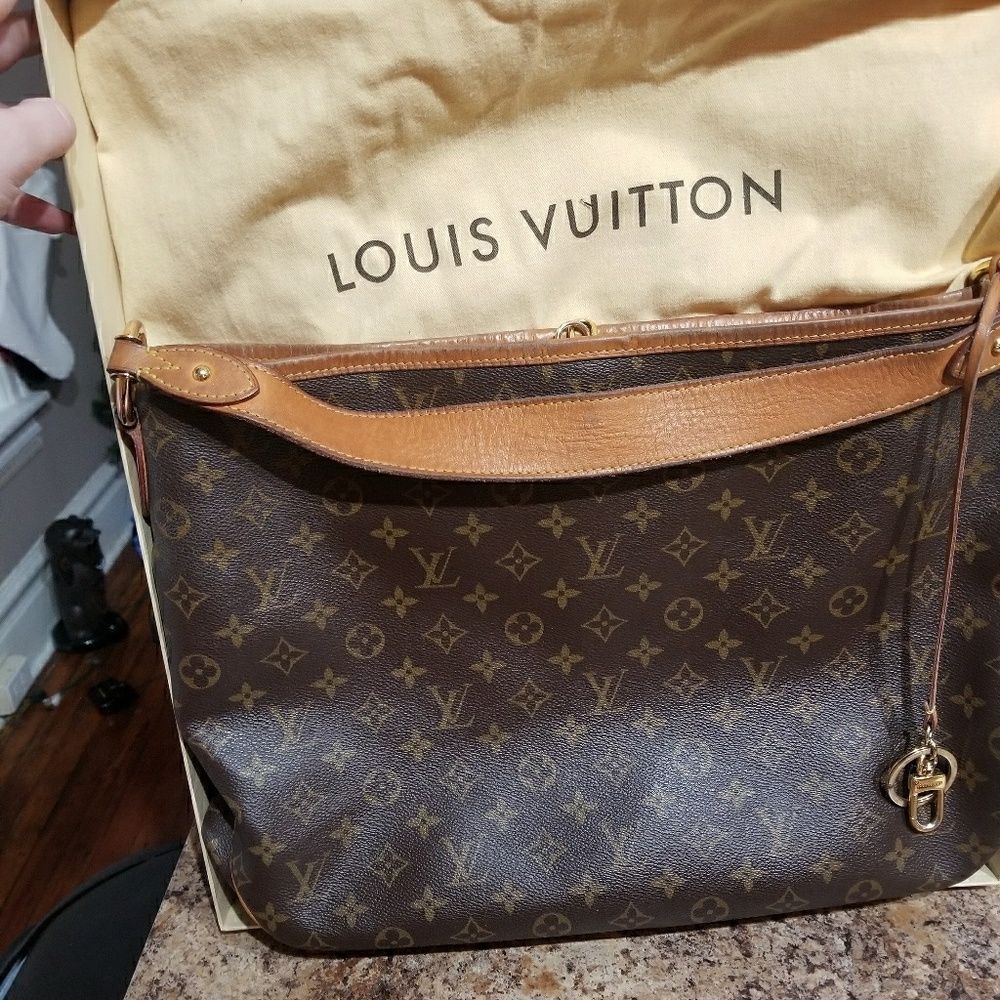 Delightful pm Luis vuitton authentic